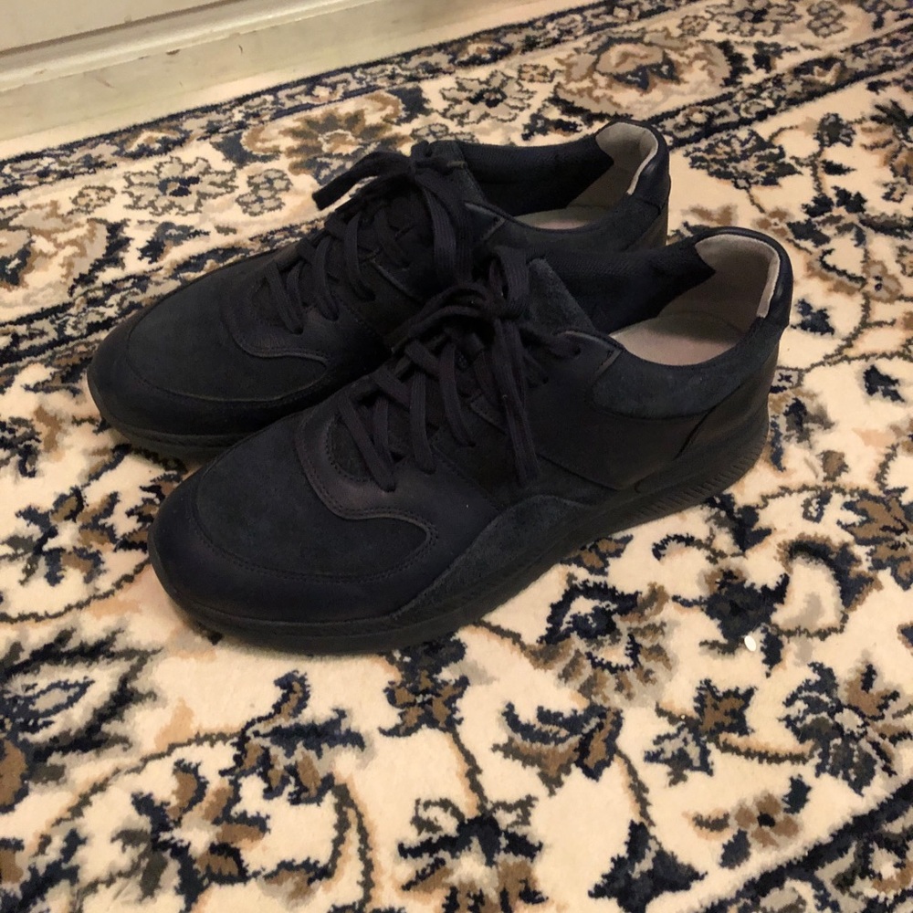 Everlane blue “Tread” sneakers